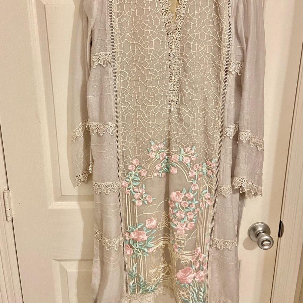 Agha Noor shirt